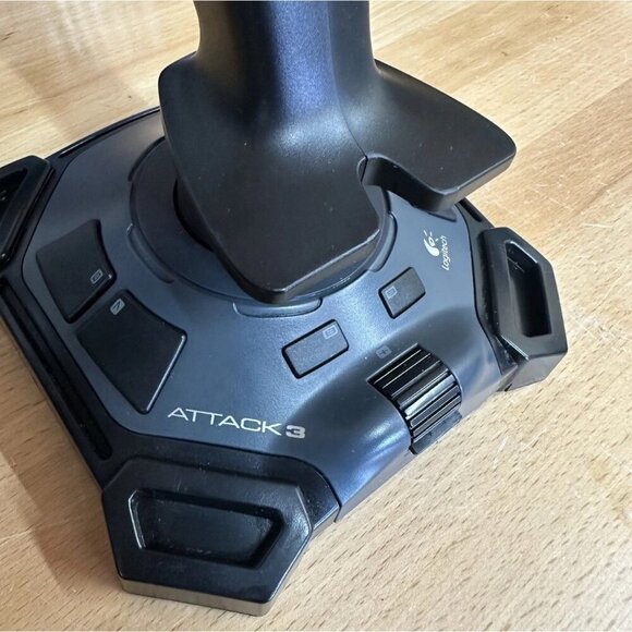 Logitech Attack 3 Gaming Joystick PC USB ATK3 Flight Stick Simulator L21 - Picture 2 of 6